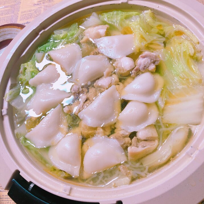 水餃子入り鍋